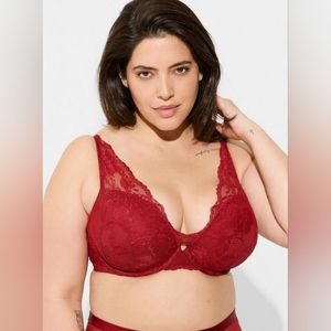 Torrid XO Plunge Push-Up Bra